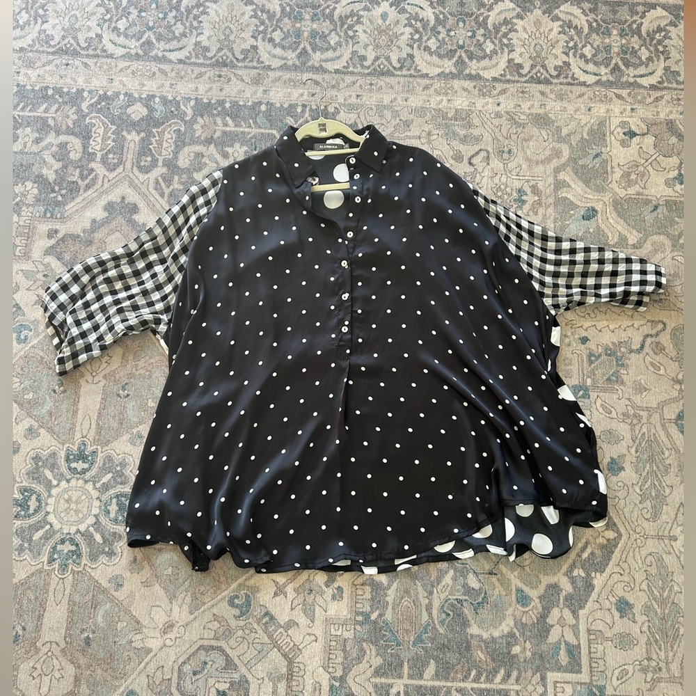 Alembika Silky, Mixed Pattern Tunic (Size L/XL)